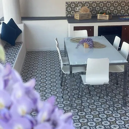 شقة Casa Grazia ليباري