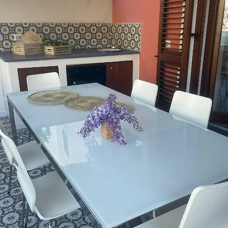 Casa Grazia * ليباري